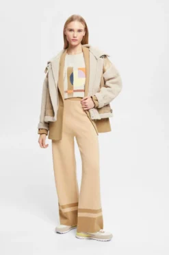 ESPRIT Baumwoll-T-Shirt Mit Geometrischem Print -Esprit Geschäft 013EE1K326 260 15