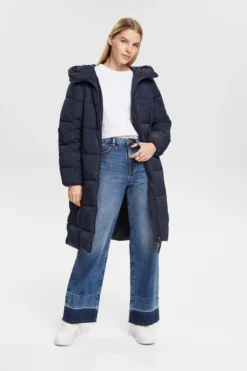 ESPRIT Baumwoll-T-Shirt Mit Herzförmigem Logo -Esprit Geschäft 013EE1K327 100 15