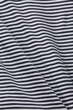 ESPRIT Gestreiftes Baumwoll-T-Shirt Mit Stickmotiv -Esprit Geschäft 023CC1K321 401 17