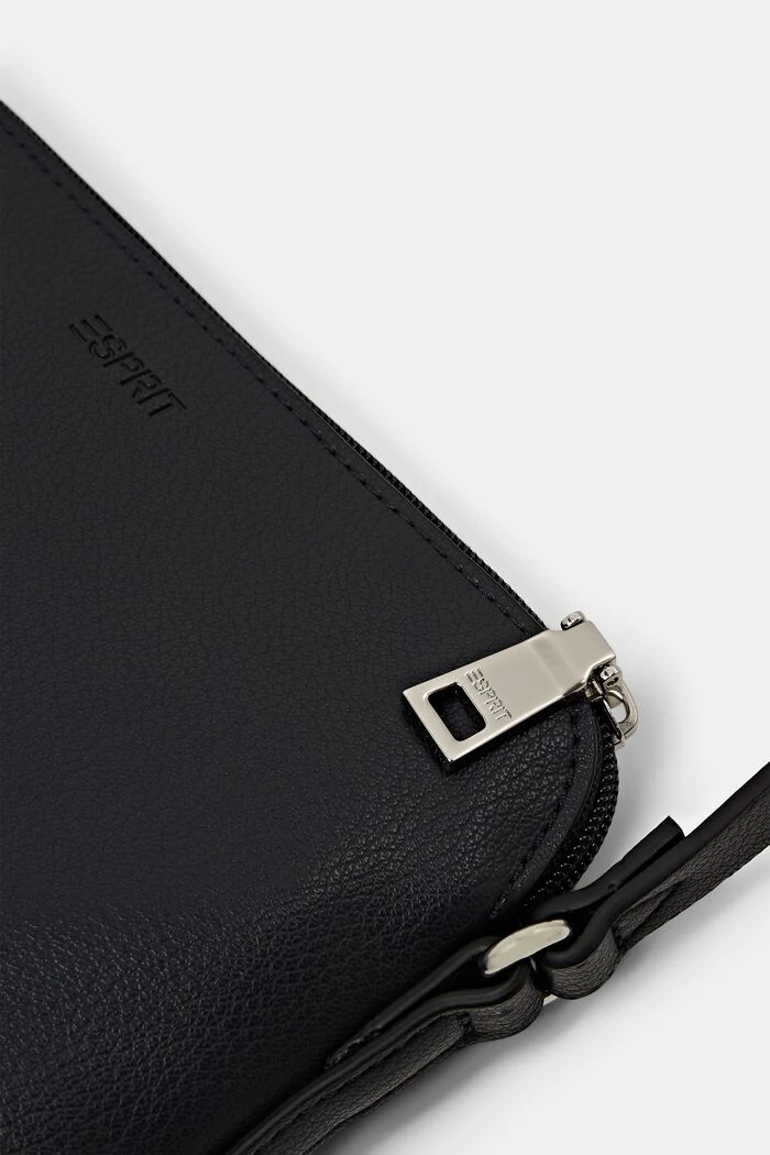 ESPRIT Kleine Schultertasche In Lederoptik 2 ESPRIT Kleine Schultertasche In Lederoptik – Bild 2