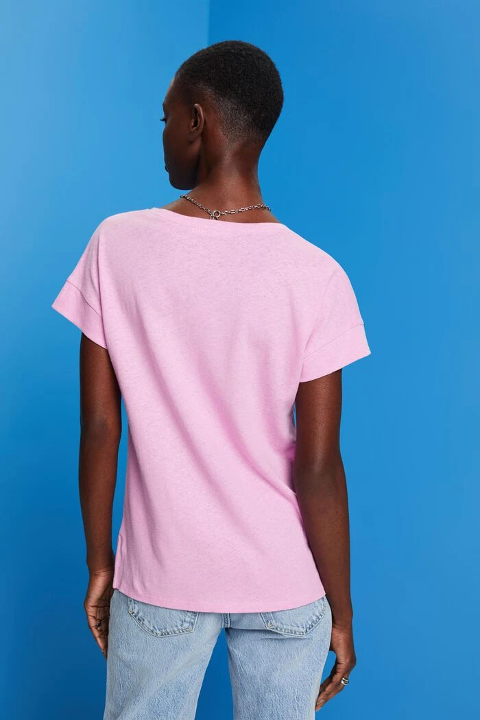 ESPRIT Mit Leinen: T-Shirt Mit V-Ausschnitt 4 ESPRIT Mit Leinen: T-Shirt Mit V-Ausschnitt – Bild 4
