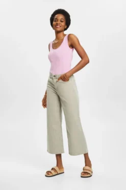 ESPRIT Tanktop Aus Baumwolle In Strukturiertem Ripp-Design 11 ESPRIT Tanktop Aus Baumwolle In Strukturiertem Ripp-Design -Esprit Geschäft 033CC1K316 560 15