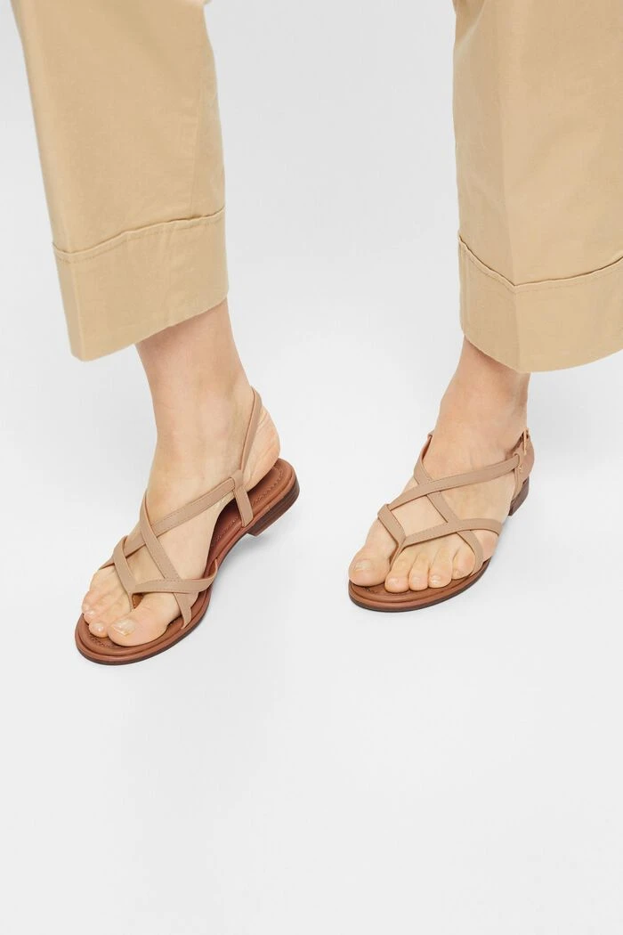 ESPRIT Zehentrenner In Lederoptik 2 ESPRIT Zehentrenner In Lederoptik – Bild 2