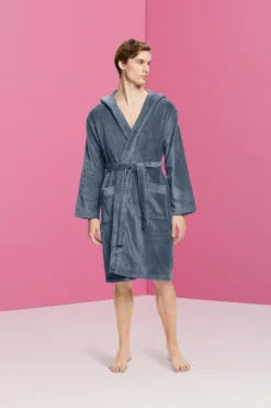 ESPRIT Velours-Bademantel, 100% Baumwolle 13 ESPRIT Velours-Bademantel, 100% Baumwolle -Esprit Geschäft 17378B 740 15