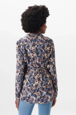 ESPRIT Gemusterte Bluse -Esprit Geschäft 2880111 300 11