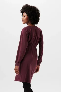 ESPRIT Jerseykleid Mit Stillfunktion 10 ESPRIT Jerseykleid Mit Stillfunktion -Esprit Geschäft 28O0411 897 11