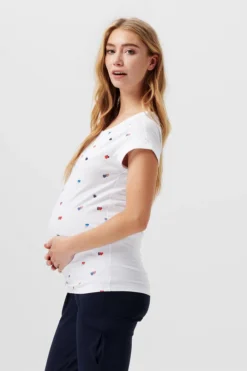 ESPRIT T-Shirt Mit Herz-Print 7 ESPRIT T-Shirt Mit Herz-Print -Esprit Geschäft 3810013 101 12