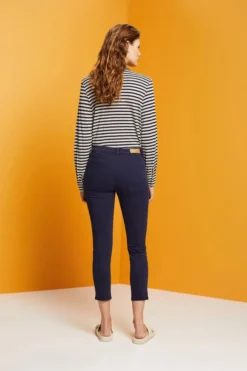 ESPRIT Stretchige Mid-Rise-Hose In Cropped-Länge -Esprit Geschäft 993CC1B310 400 11