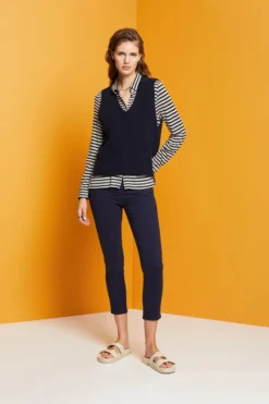ESPRIT Stretchige Mid-Rise-Hose In Cropped-Länge -Esprit Geschäft 993CC1B310 400 15